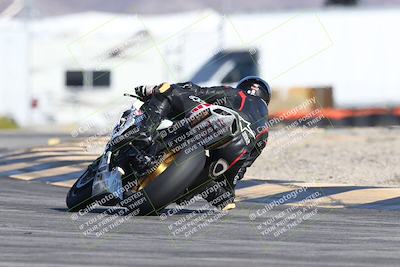 media/Dec-05-2025-CVMA Friday Practice (Fri) [[303bad9a84]]/1-Racer 1/Session 4 (Turn 16)/